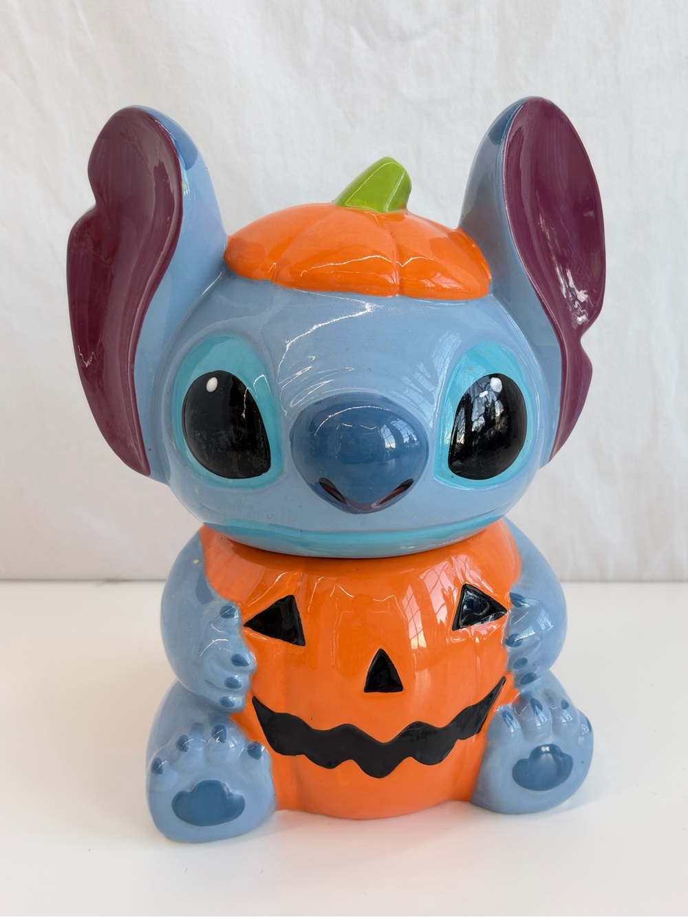 Zrike Brands Disney Lilo & Stitch Ceramic Pumpkin Cookie Jar Halloween **Flawed